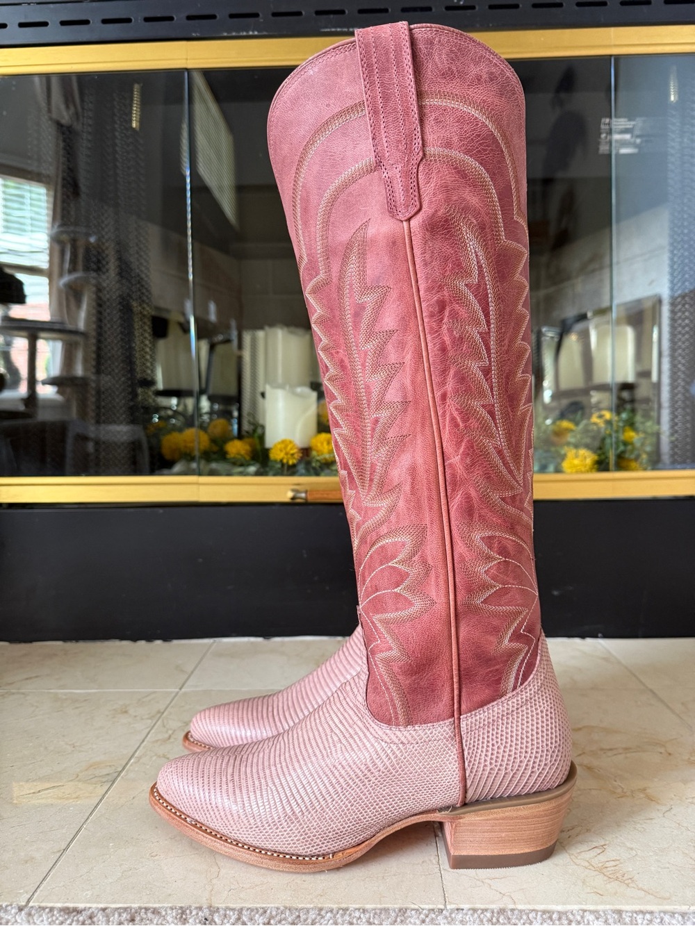 Tecovas The Abby Pink Frost Lizard Woman’s Boot Size 7 - Picture 2 of 11